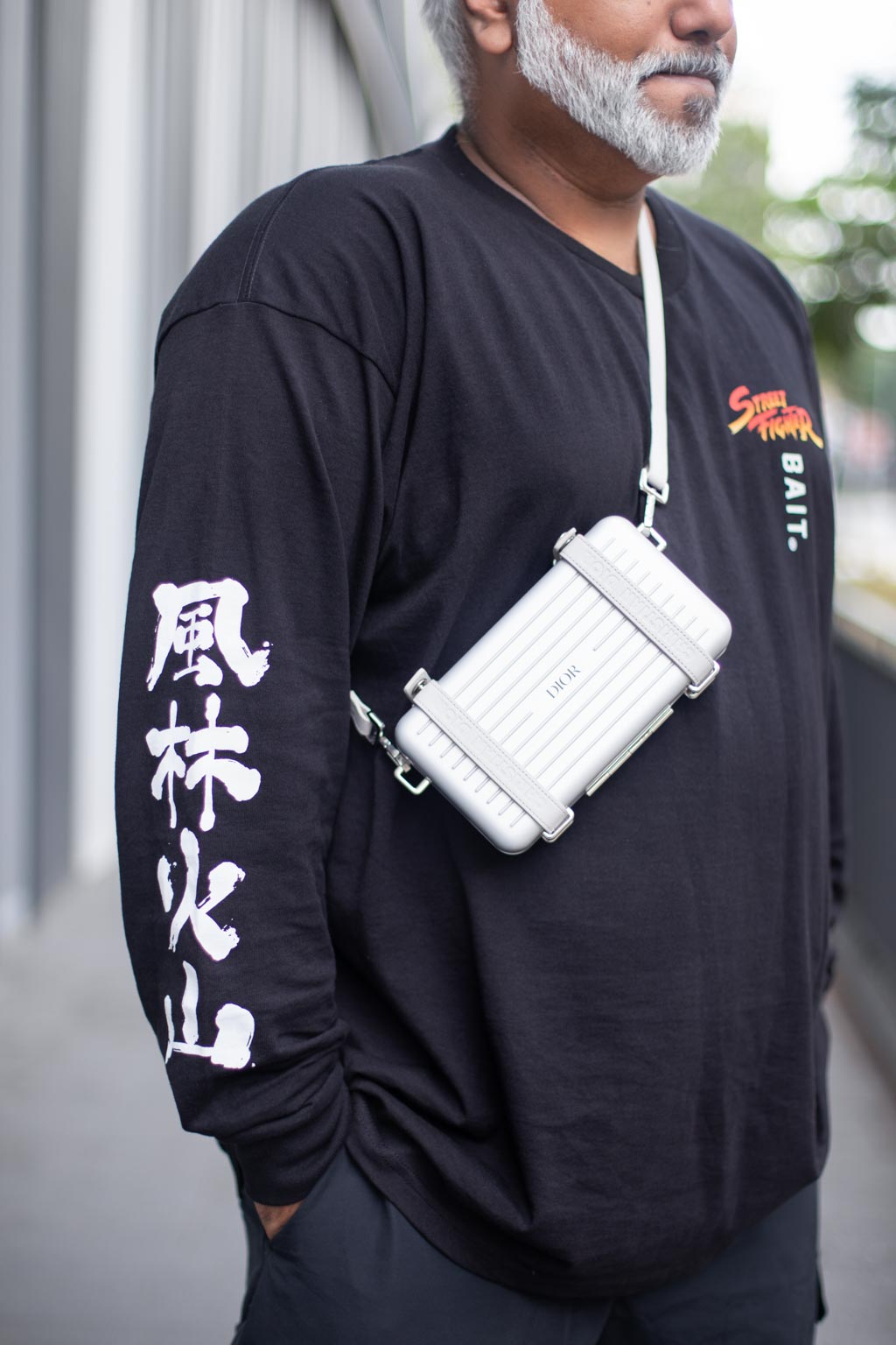 VJ-Advertising-Shoes_Nike_x_sacai-Hat_BAPE-Bag_Dior-UNIFORM-06032020-31