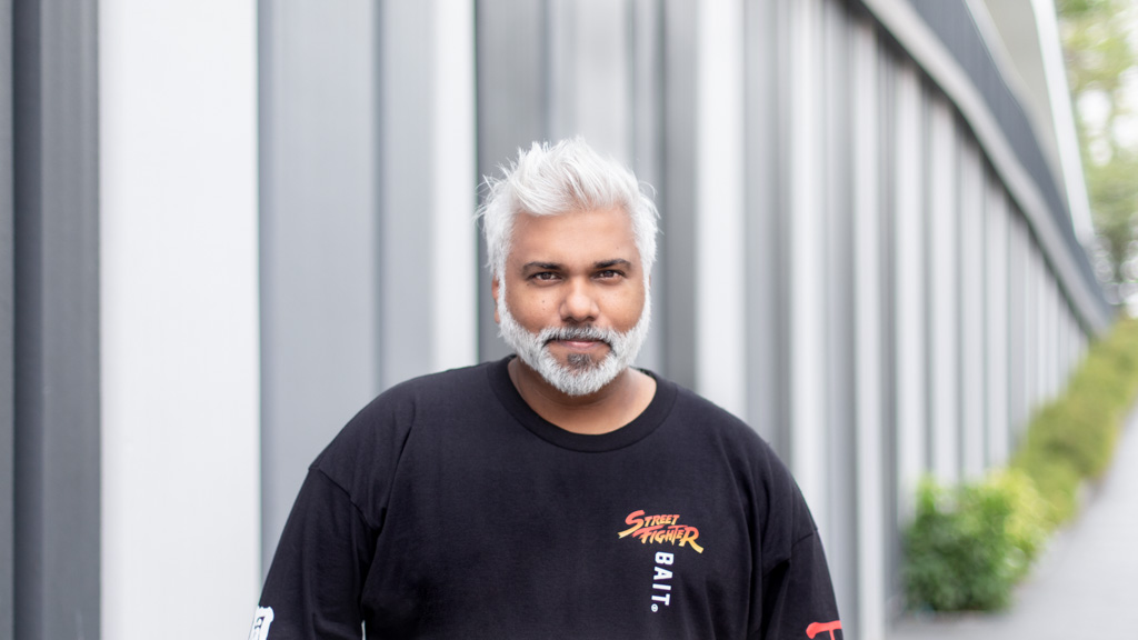 VJ-Advertising-Shoes_Nike_x_sacai-Hat_BAPE-Bag_Dior-UNIFORM-06032020-41