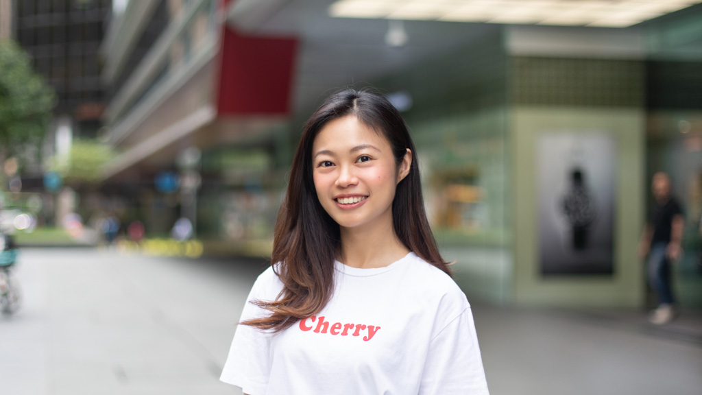 Rachel-Startup-Singapore-Belt_Gucci-Shoes_Dr_Martens-UNIFORM-06032020-42