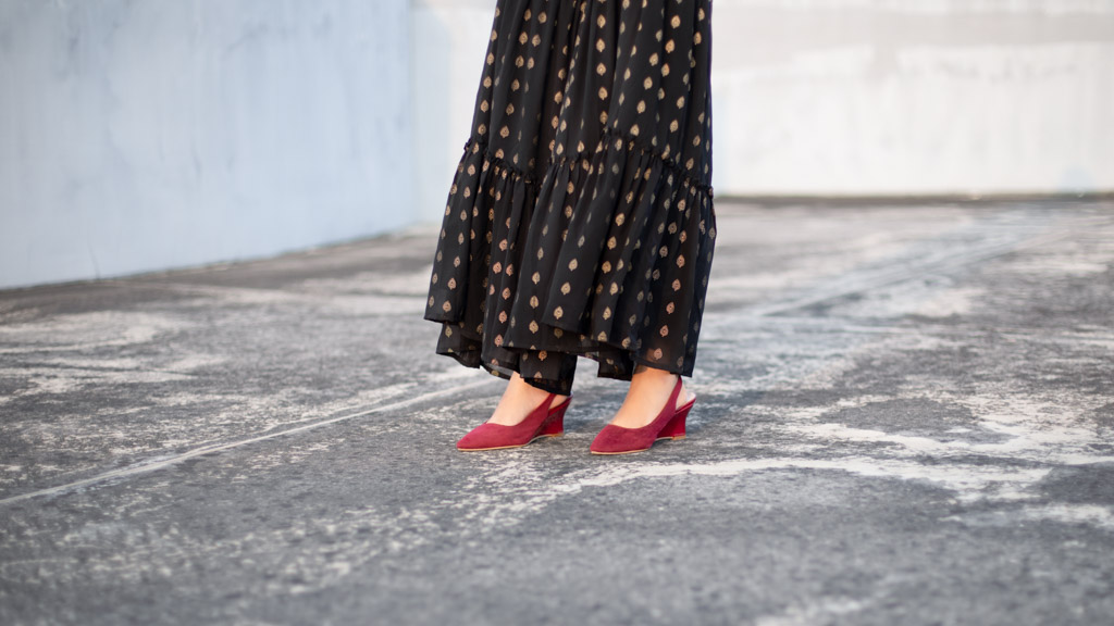 Su-Content__Communications-Singapore-Top_TEMT-Pants_House_Of_Indya-Shoes_Design__Comfort-Glasses_Owndays-Earrings_Lovisa-UNIFORM-12032020-2