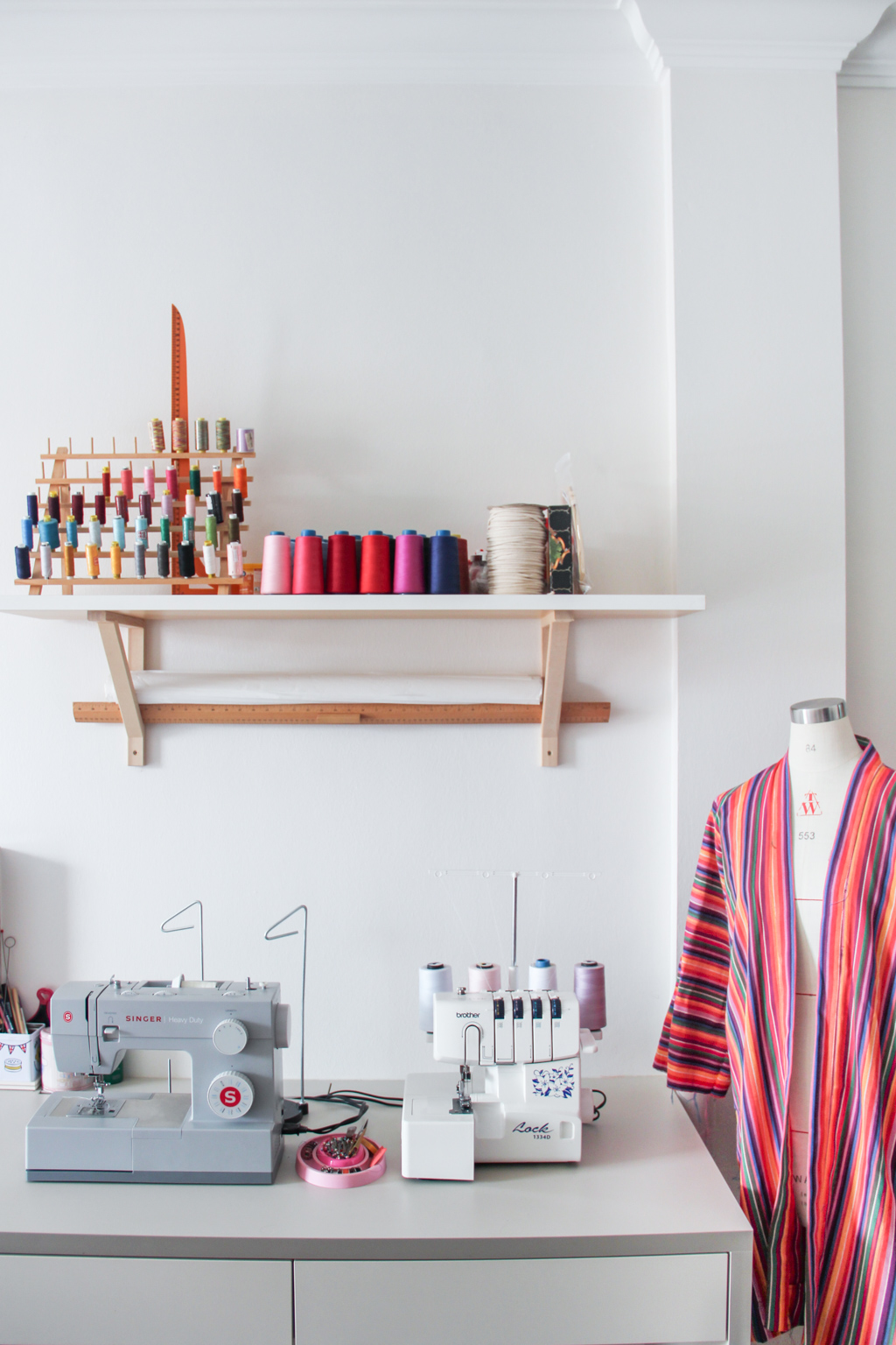 Gloria-Advertising-Singapore-Shoes_Dr_Martens-UNIFORM-21072020-1