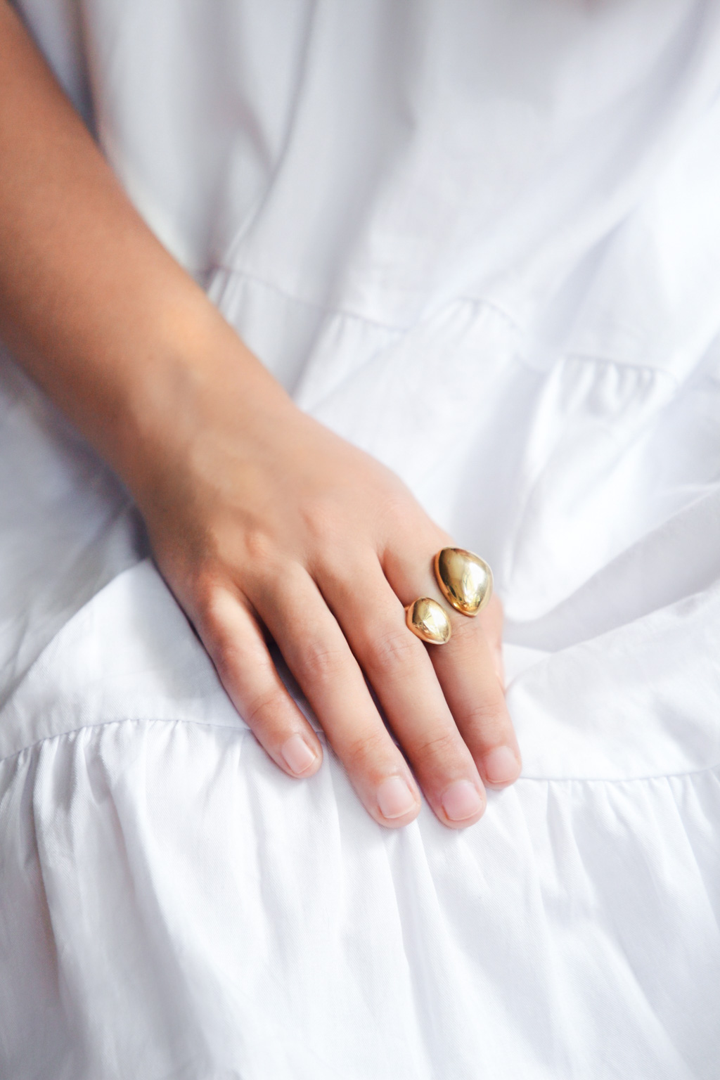 Susannah-Entrepreneur-Dress_Zerrin-Jewellery-Ashepa-Shoes_Nike-Bag_Frankitas-UNIFORM-19082020-2