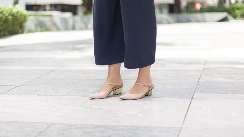 Veronica-Insurance-Shoes_Charles__Keith-Blazer_Taobao-UNIFORM-20072020-2