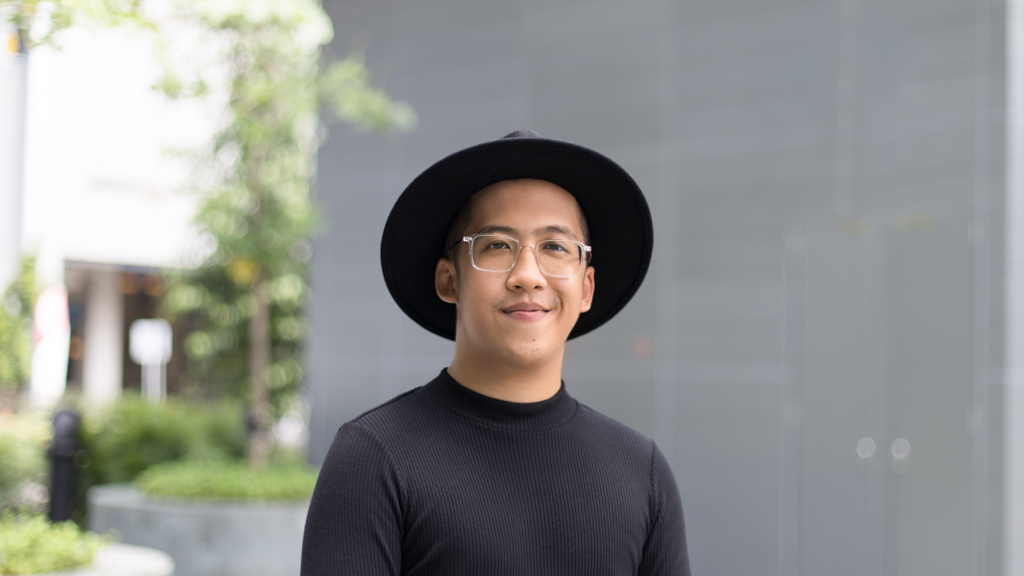 Anza-Creative-Top_Uniqlo-Pants_Uniqlo-Accessories_Cotton_On-Hat_Cotton_On-Watch_Ben_Sherman-UNIFORM-21082020-4