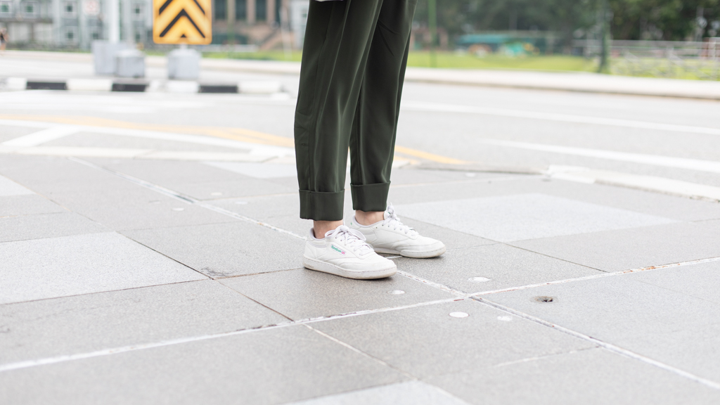 Lynn-Blazer_Uniqlo-Top_Everlane-Pants_COS-Belt_Uniqlo-Shoes_Reebok-Watch_Timex-Jewellery_Frank_And_Easy-Jewellery_Cheyofficial-2