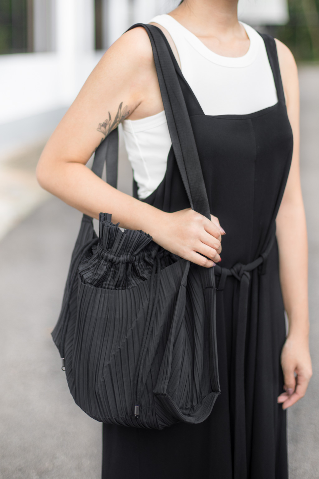 Wanda-Interior_Design-Top_Taobao-Dress_Forme_Dexpression-Bag_Taobao-Earrings_Metoo_Workshop-UNIFORM-13112020-3