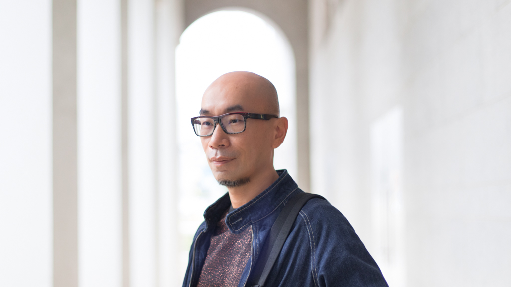 Sean-Art-Jacket_Urban_Revivo-T-shirt_Zara-Pants_Zara-Shoes_Zara-Bag_Saint_Laurent-UNIFORM-22122020-5