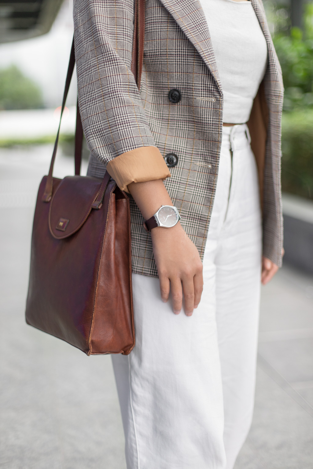 Hazel-Community_Manager-Top_Editors_Market-Pants_HM-Shoes_Converse-Watch_Swatch-UNIFORM-28012020-3