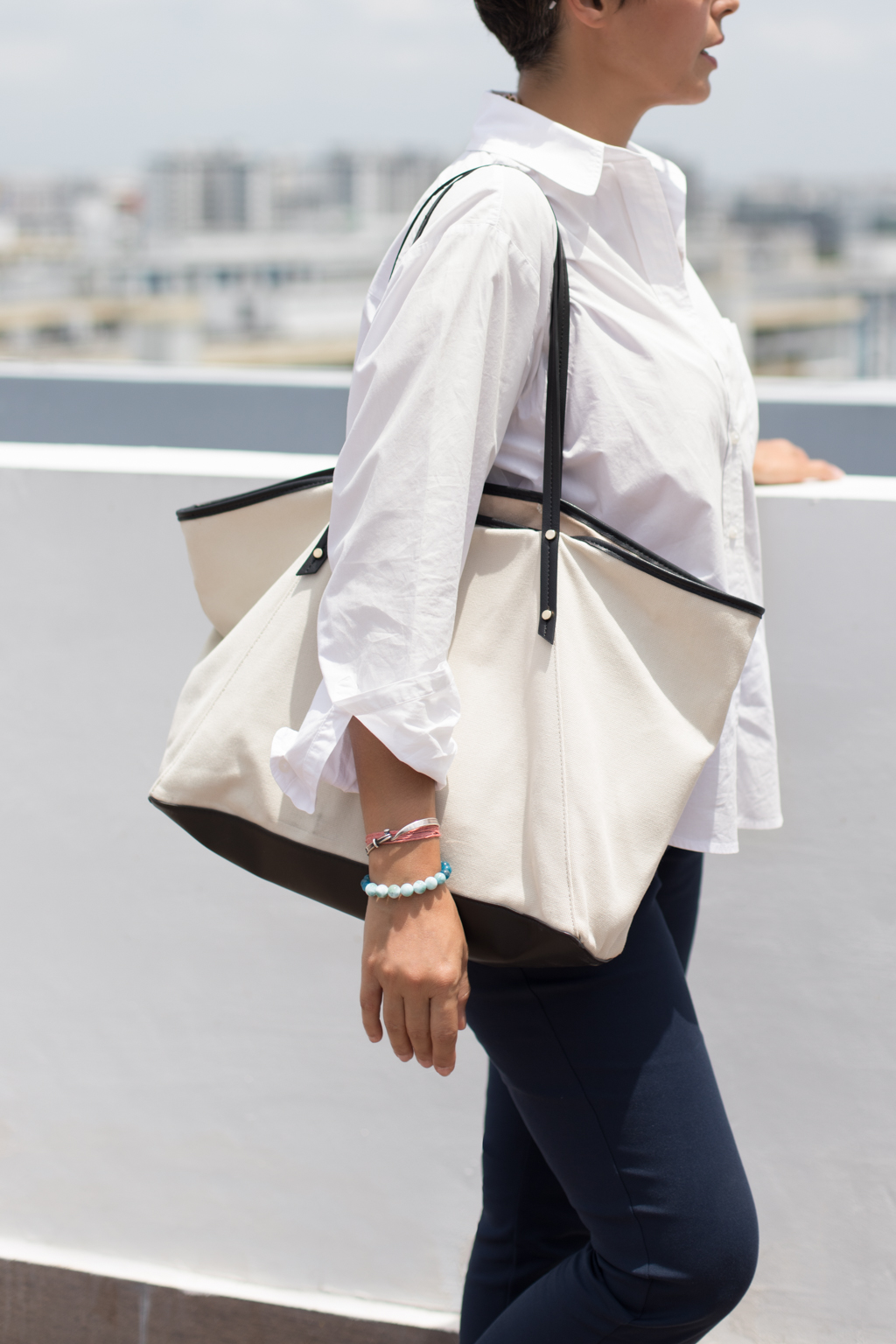 Anita-Host-Facilitator-Top_Zara-Pants_Uniqlo-Bag_HM-Glasses_Calvin-Klein-Jewellery_Zara-22022021-UNIFORM-3