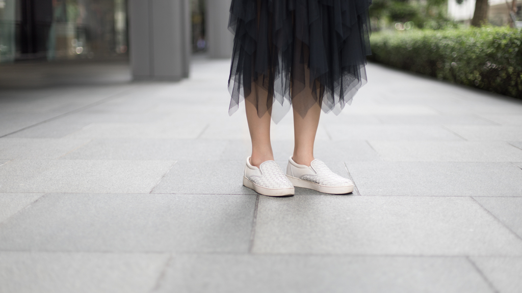 Patricia-Finance-Top_Cotton_On-Shoes_Bottega_Venetta-Bag_Burberry-Jewelry_Christian_Dior-28012021-UNIFORM-4