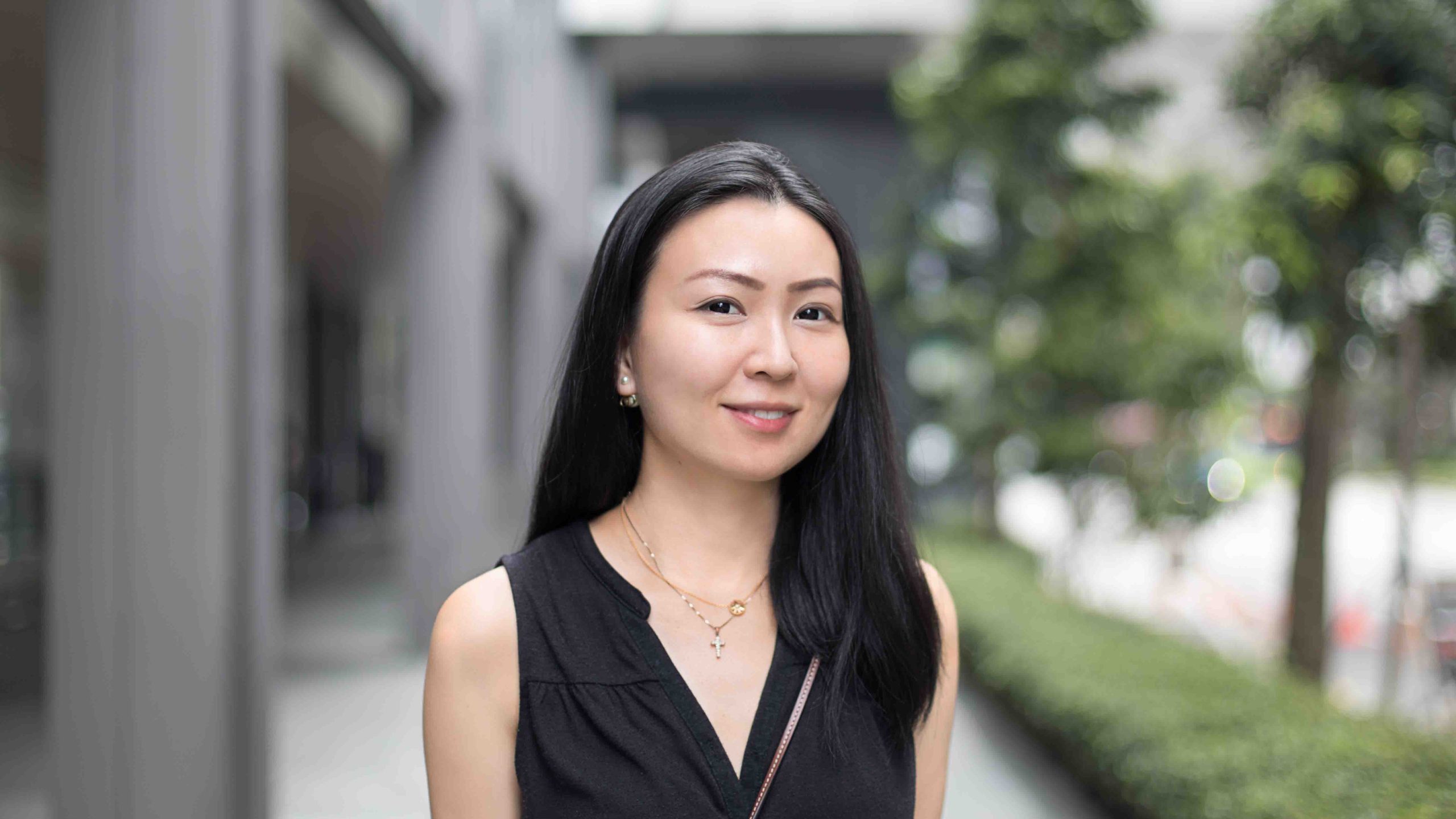 Patricia-Finance-Top_Cotton_On-Shoes_Bottega_Venetta-Bag_Burberry-Jewelry_Christian_Dior-28012021-UNIFORM-5