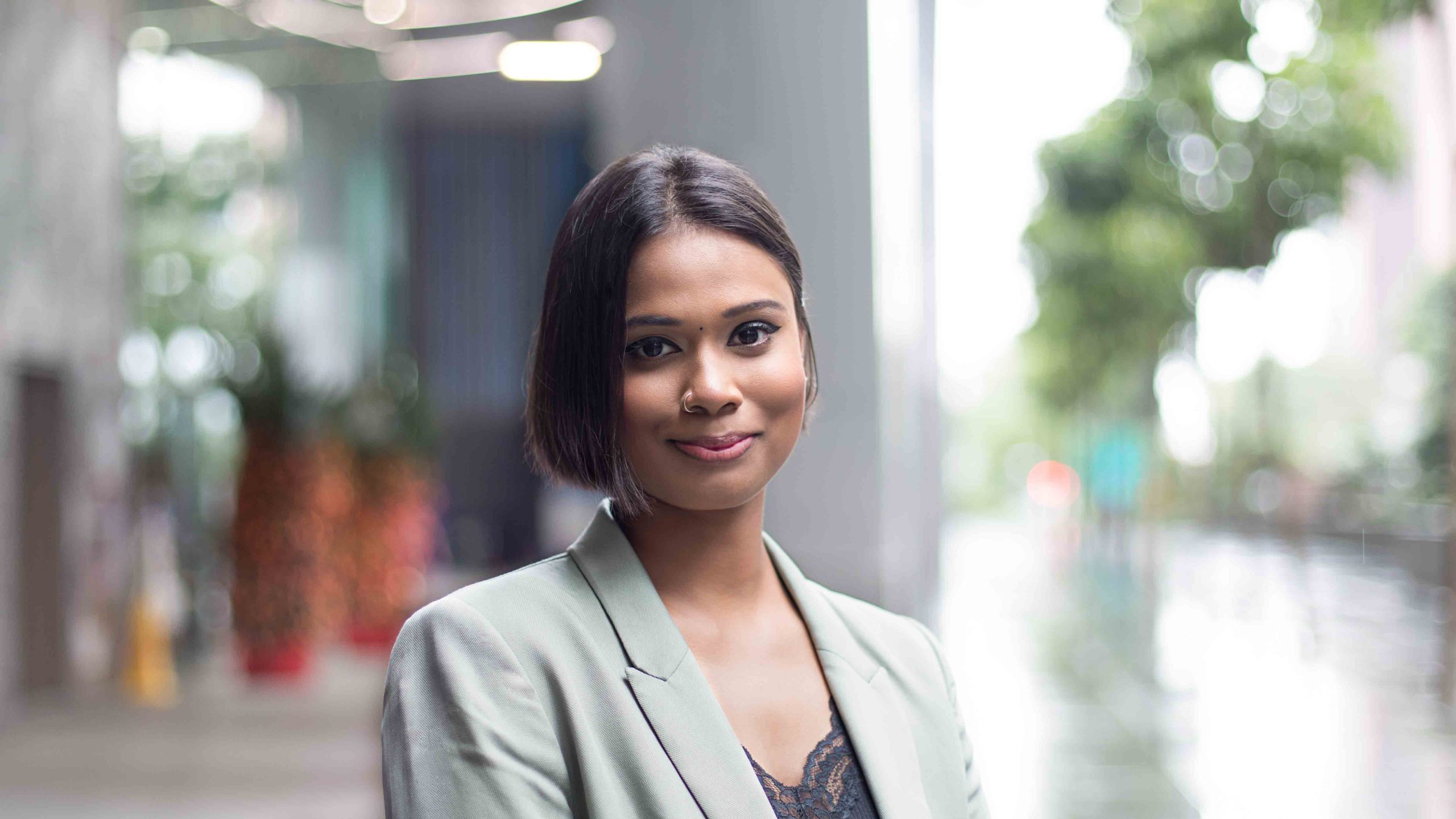 Poovan-Finance-Blazer_Zara-Top_Marks__Spencer-Pants_Marks__Spencer-Bag_Gucci-Watch_Apple-28012021-UNIFORM-4