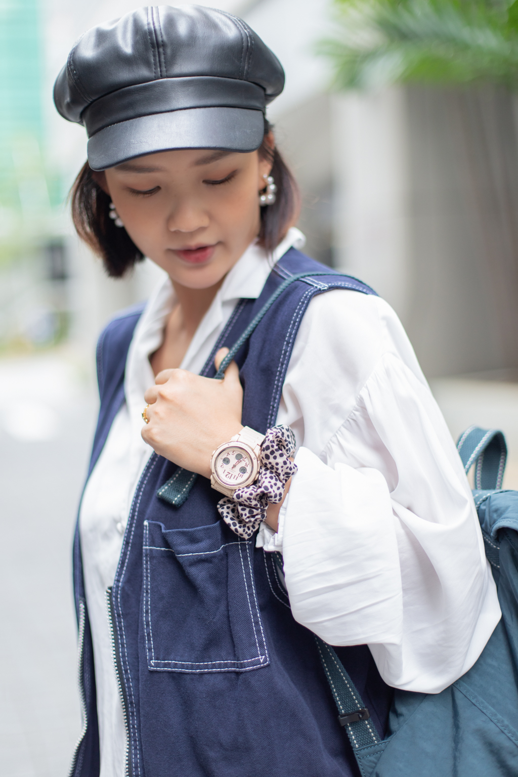 Melissa-Dance_Instructor-Top_Monki-Pants_Topshop-Shoes_Reebok-Bag_Kipling-Watch_Casio-Earrings_Rubi-Ring_Curious_Creatures-19032021-UNIFORM-3