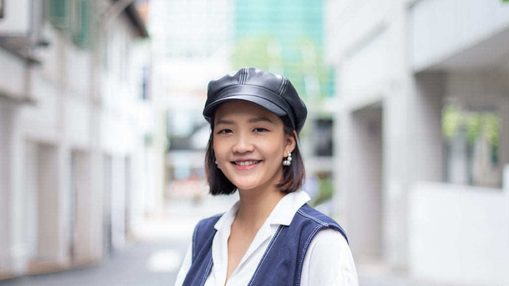 Melissa-Dance_Instructor-Top_Monki-Pants_Topshop-Shoes_Reebok-Bag_Kipling-Watch_Casio-Earrings_Rubi-Ring_Curious_Creatures-19032021-UNIFORM-6