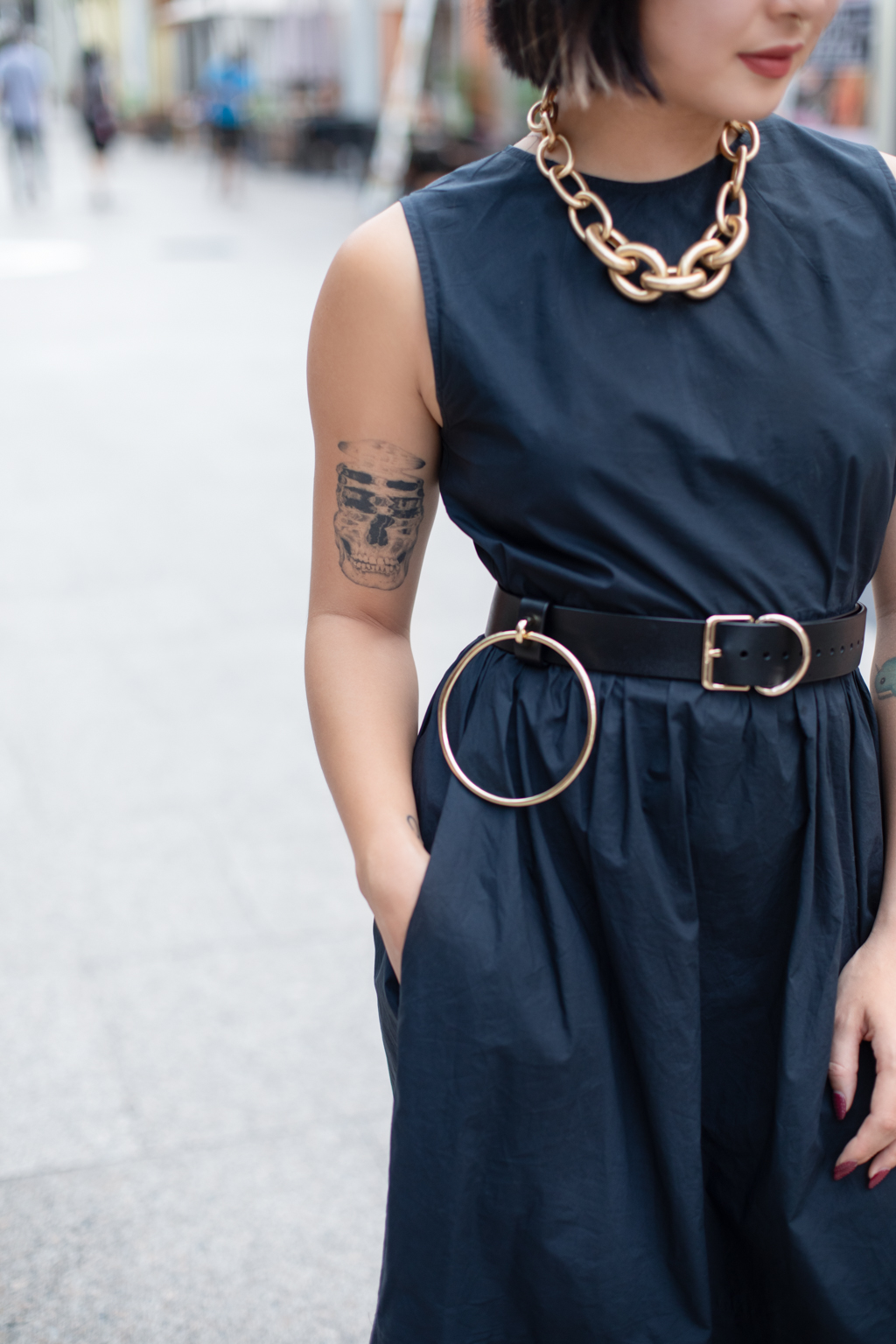Pia-Creative_Director-Dress_In_Good_Company-Belt_Creepy_Yeha-Necklace_ZARA-19032021-UNIFORM-3