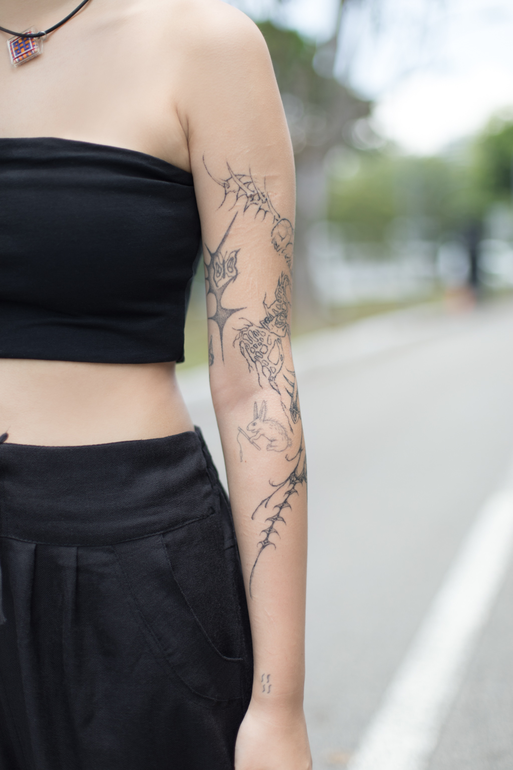 Samatha-Student-Shoes_Dr._Martens-Bag_Style_Nanda-05032021-UNIFORM-2