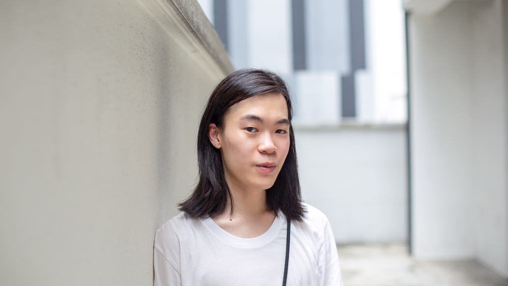 Tim-Photographer-Shirt_Jockey-Shoes_Nike-Watch_Seiko-Bracelet_Visual_Jargon-Camera_Leica-25062021-UNIFORM-6