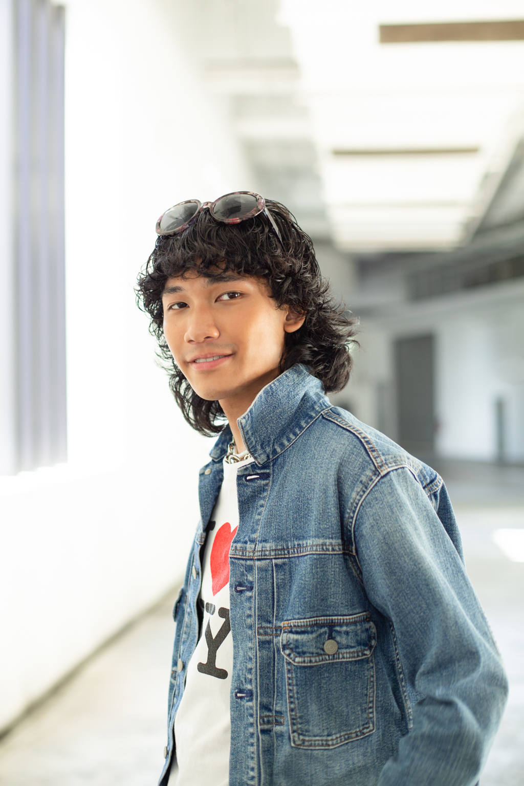 Dzak-Creative-Jack_Uniqo-Shoes-Doc_Martens-Bag_Muji-Mask_Chain-Yesah-Sunglasses_Daiso-28062021-UNIFORM-3