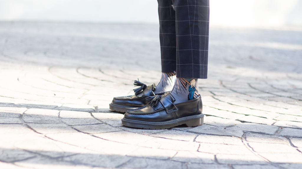 Krislyn-freelancer-Shirt_Zara-Pants_Uniqlo-Shoes_Dr_Martens-Ring_3125-Necklace_Vivienne_Westwood-Sunglasses_Owndays-26072021-UNIFORM-3