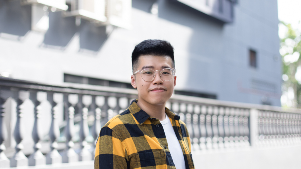 Leon-Video_Editor-Top-Cotton_on-Pants_Zara-Shoes_Nike-Watch-Dan_Henry-Cards_Anyone-Glasses_Owndays-16072021-UNIFORM-4