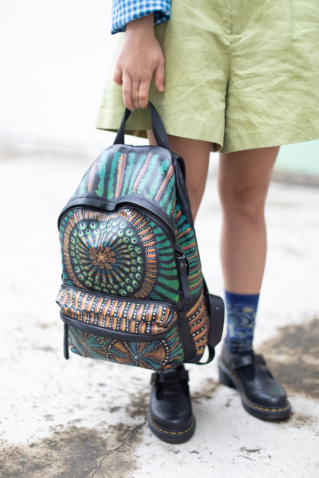 Nabila-Architecture_Designer-Blazer_Zara-Shorts_Zara-Shoes_Dr_Martens-13082021-UNIFORM-2