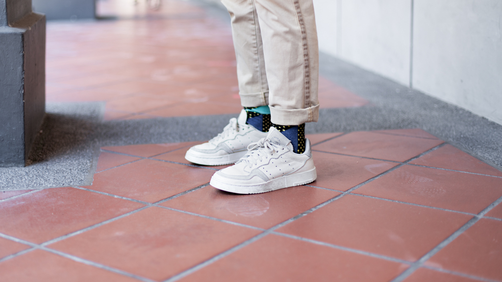 Jasmyn-Mother_Executive_Producer-Pants_Old_Khaki-Shoes_Adidas-Sunglasses_Mango-Hat_TRT-Socks_Toe_Porn-19082021-UNIFORM-2