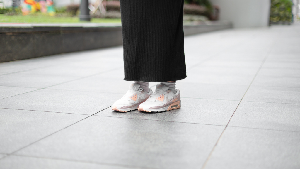 Azura-Crewing_Executive-Scarf_Duck-Top_KangolxHM_Skirt-Uniqlo-Shoes_Nike-Bag_Moshino-Earrings_Lovisa-11112021-UNIFORM-3