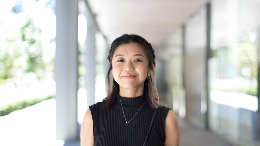 Becca-Bridal_Stylist-Top_Zara-Shoes_Converse-Ring_Vitaly-Earrings_Myrrh-Necklace_Myrrh-Watch_Triwa—17092021-UNIFORM-4