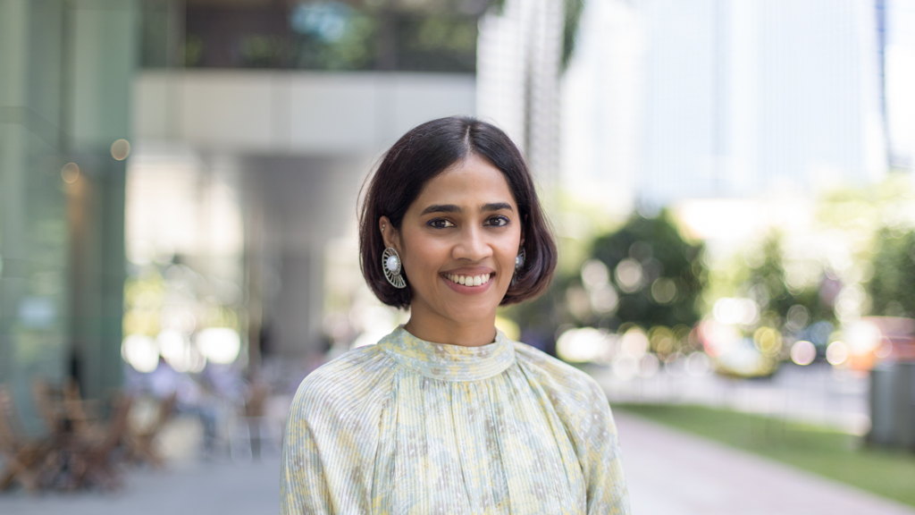 Soma-Compliance_Manager-Dress_Zara-Shoes_Alegria-Watch_Longines-17092021-UNIFORM-2