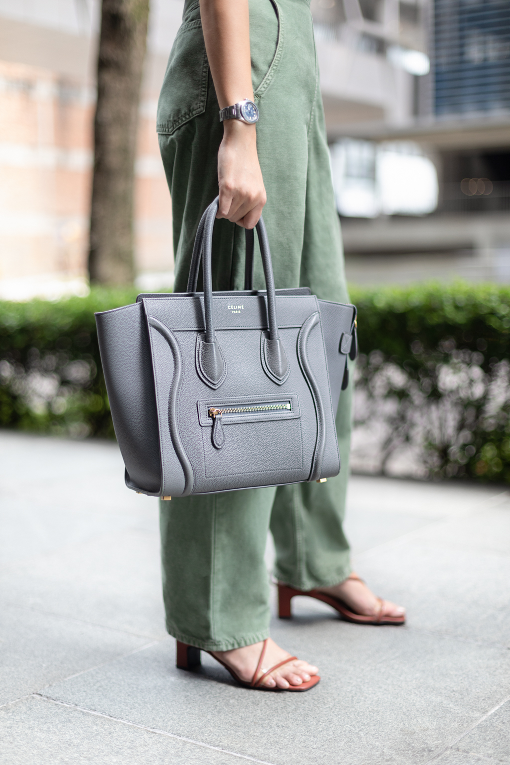 Min-Analyst-Top_Taobao-Shoes_Taobao-Bag_Celine-Watch_Tudor-09122021-2