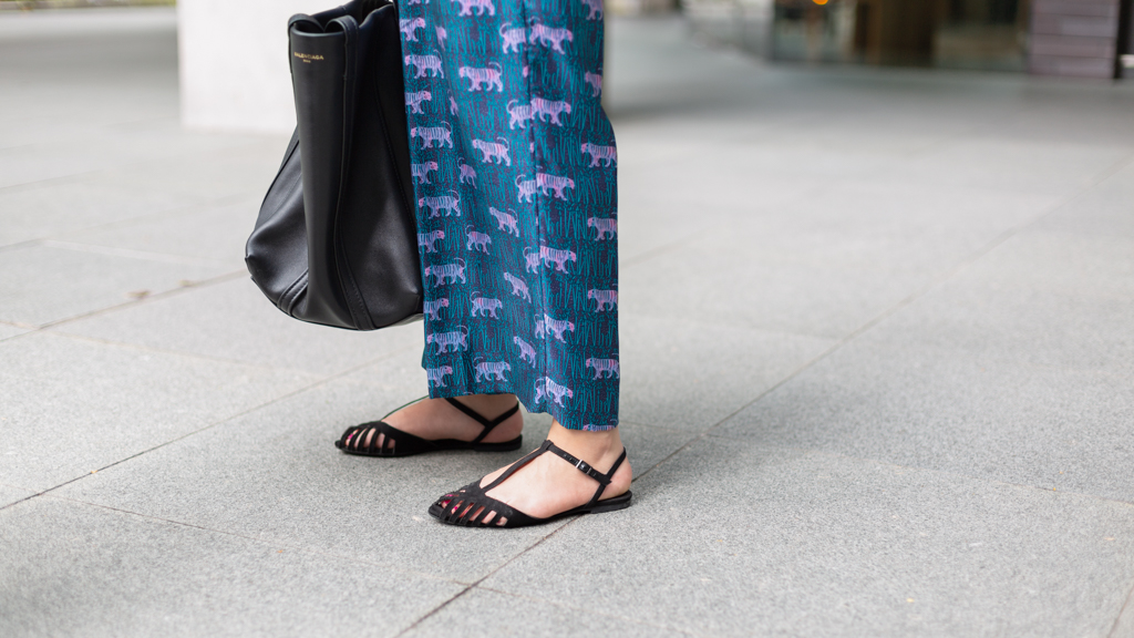 Margaux-Finance-Necklace_Kate_Spade-Top_J.Crew-Pants_J.Crew-Shoes_Charles__Keith-Bag_Balenciaga-Bracelets_Tiffany__Co._and_Cartier-Watch_Apple-09122021-UNIFORM-3