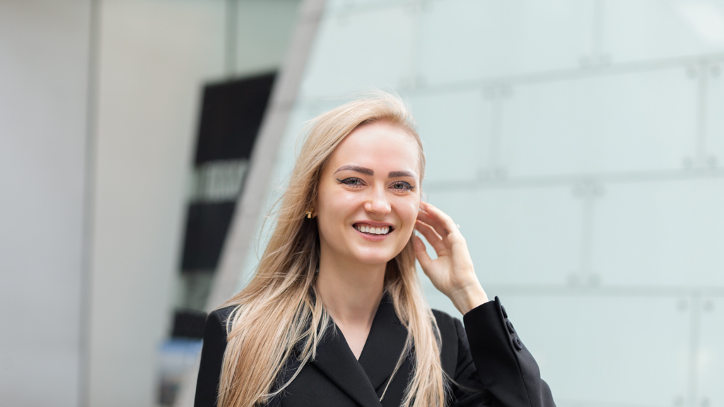 Nika-Digital_Content_Creator-Blazer_Dior-Pants_ASOS-Belt_Dior-Bag_Chanel-Shoes_Roger_Vivier-Earrings_Van_Cleef__Arpels-Watch_Rolex-Ring_Tiffany__Co.-Glasses_Chanel-09122021-UNIFORM-4