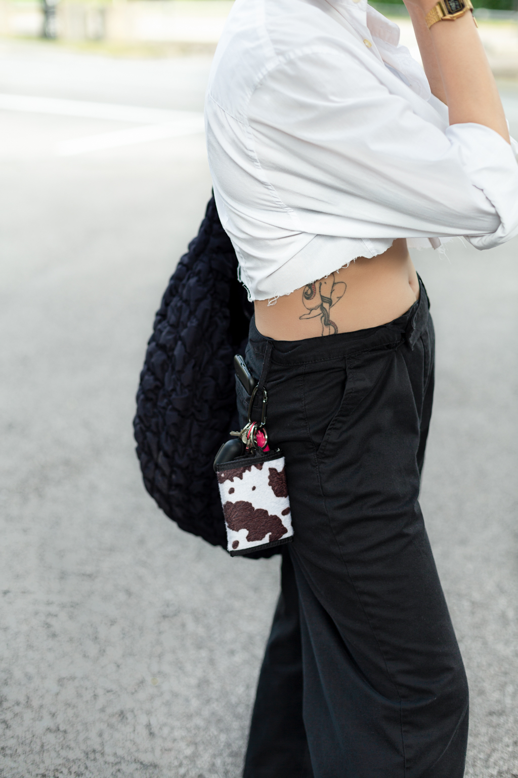 Charm-Student-Top_HM-Jeans_Vans-Shoes_Converse-Bag_COS-Watch_Casio-Tattoos_rreikemon_maxinengps_vanoha.ink-14012022-UNIFORM-2