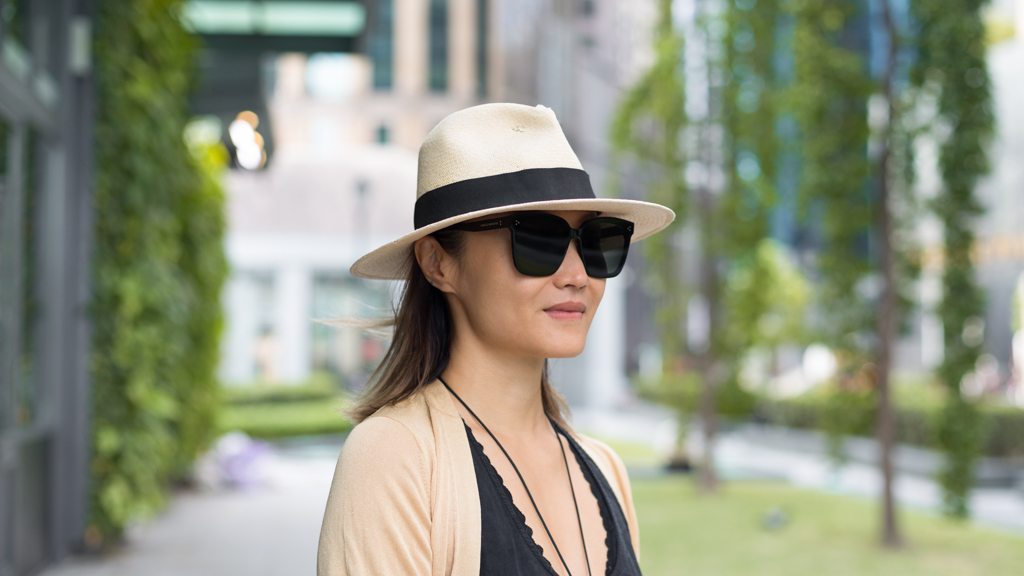 Kinty-Jewelry_Curator-Dress_Zara-Outerwear_Uniqlo-Shoes_Converse-Glasses_Gentle_Monster-Hat_Hat_Of_Cain-Necklace_SK_Jewellery-14012022-UNIFORM-2