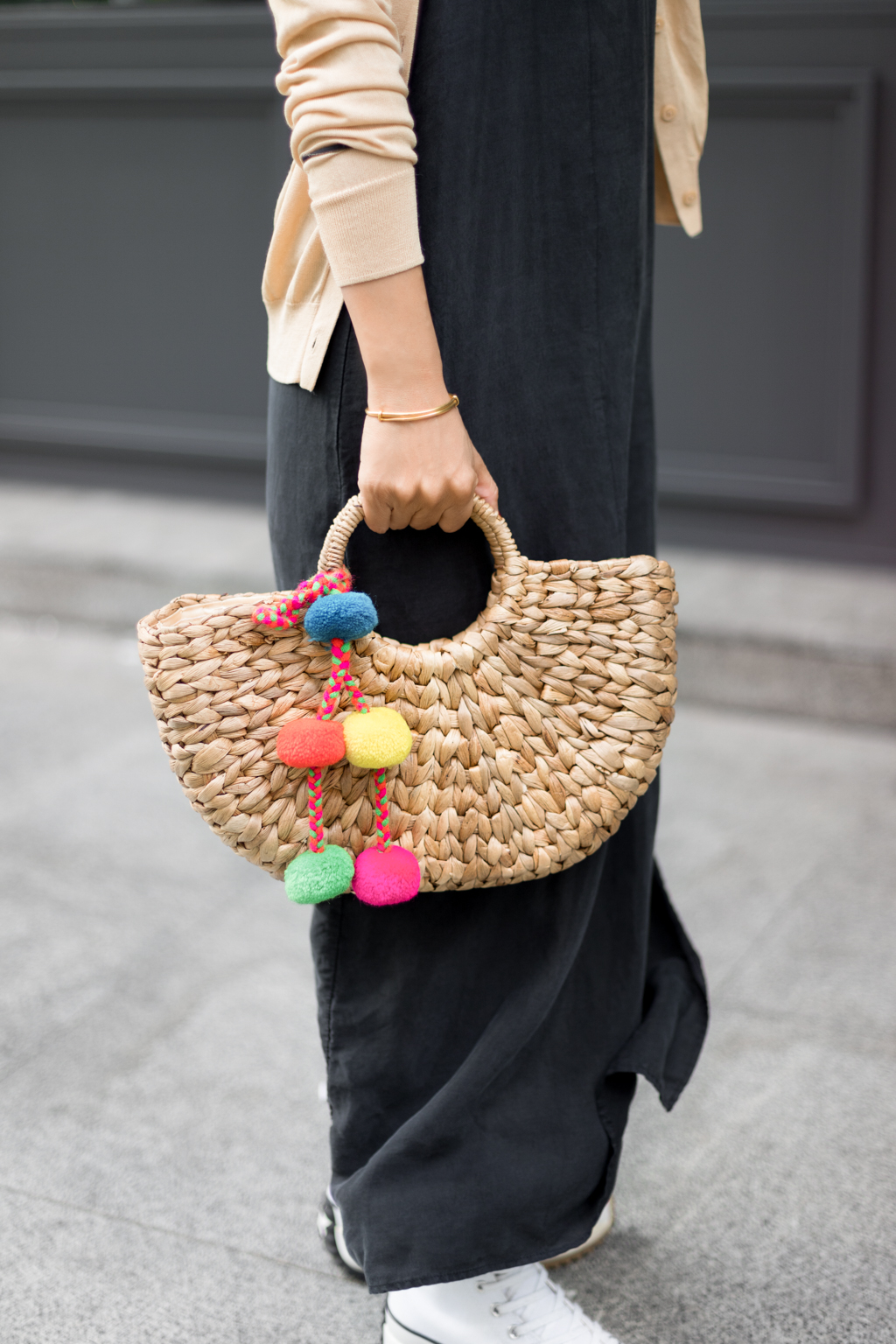 Kinty-Jewelry_Curator-Dress_Zara-Outerwear_Uniqlo-Shoes_Converse-Glasses_Gentle_Monster-Hat_Hat_Of_Cain-Necklace_SK_Jewellery-14012022-UNIFORM-4