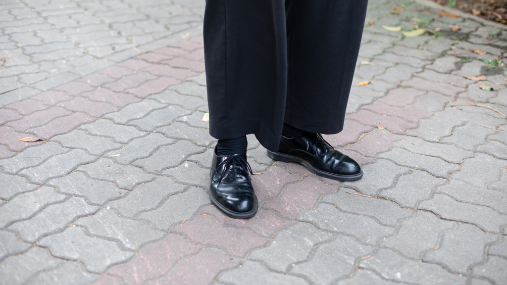 Lewis-Musician-Shoes_Dr_Martens-Belt_Junya_Watanabe_x_CDG-13042022-UNIFORM-2