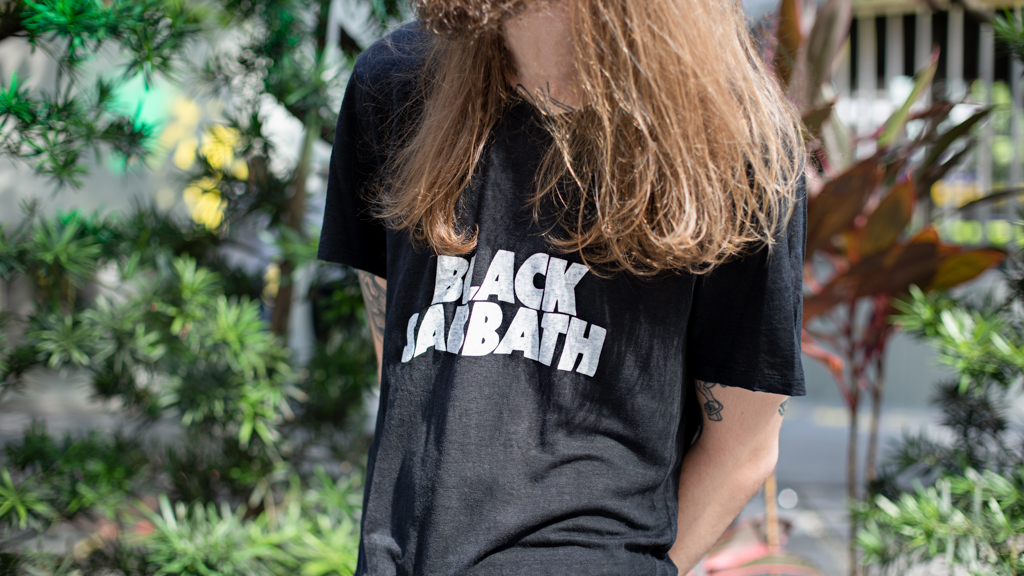 Aleksey-Creative_Director-Sunglasses_Saint_Laurent-Top_Sandro-Shoes_Converse-Ring_Parts_of_Four-UNIFORM-27052022-3