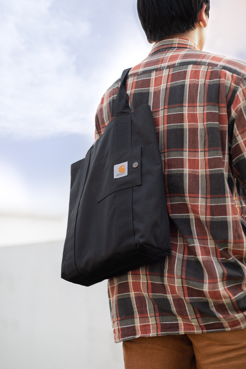 Dennis-Content_and_Communications-Top_Stussy-Tattoo_titakytatts-Pants_Dickies-Bag_Carhartt-Shoes_Vans-20052020-UNIFORM-2