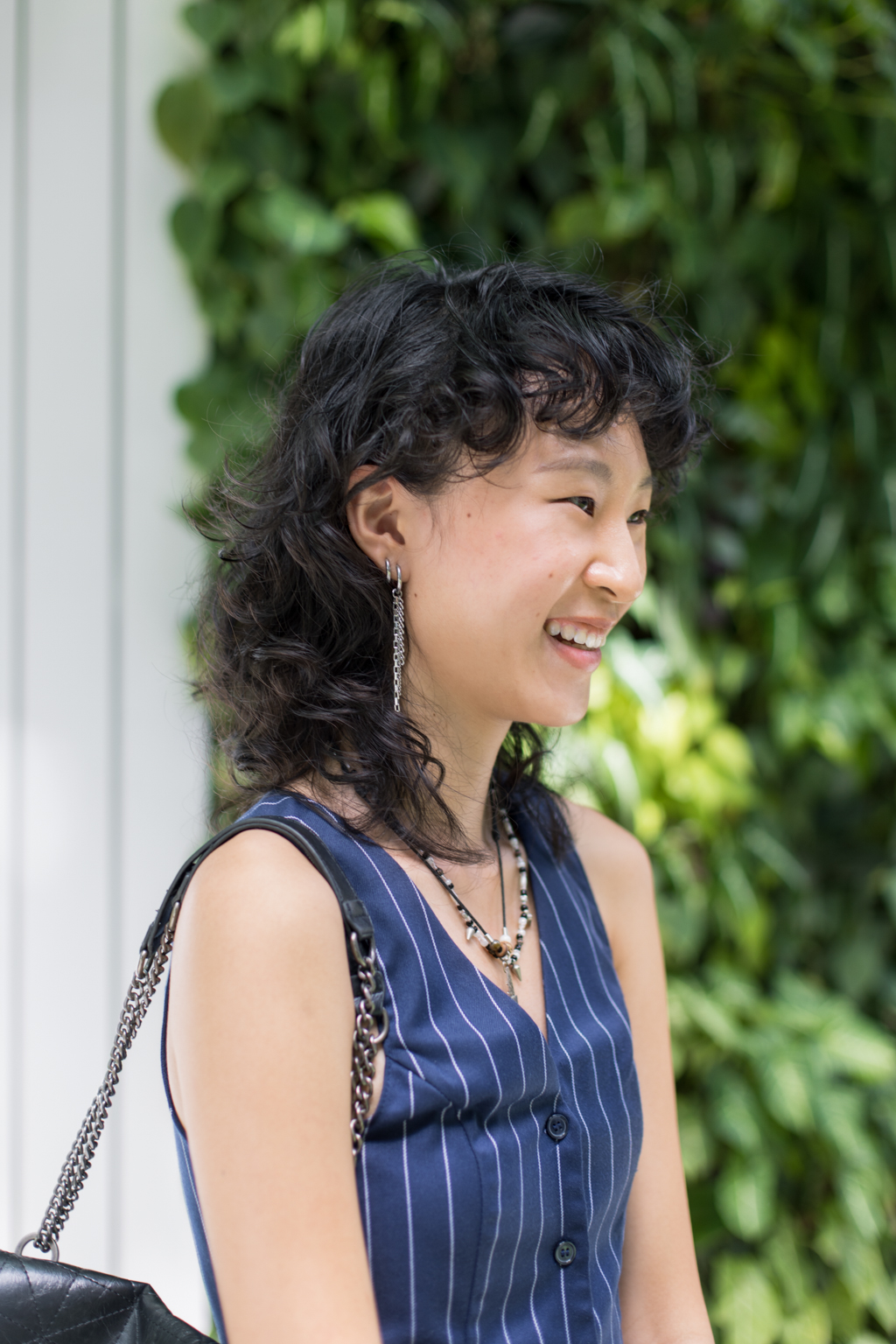 Jessica-Student-Hair_ITTOLIM-Top_HM-Bag_Zara-Jeans_Shopee-Boots_Dr_Martens-Earrings_Shopee-UNIFORM-27052022-4