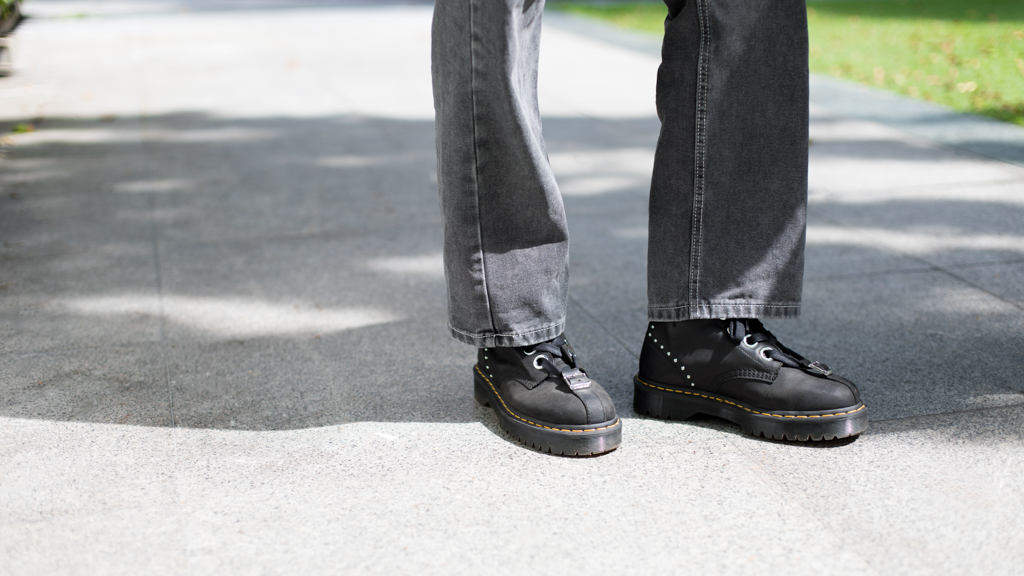 Jessica-Student-Hair_ITTOLIM-Top_HM-Bag_Zara-Jeans_Shopee-Boots_Dr_Martens-Earrings_Shopee-UNIFORM-27052022-5