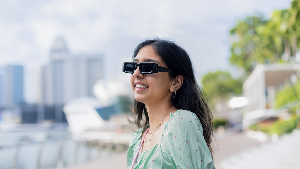 Antara-Student-Top_HM-Jeans_PULLBEAR-Shoes_Nike-Bag_Jaquemus-Necklace_Swarovski-Bracelet_Swarovski-Watch_Armani-UNIFORM-24062022-6