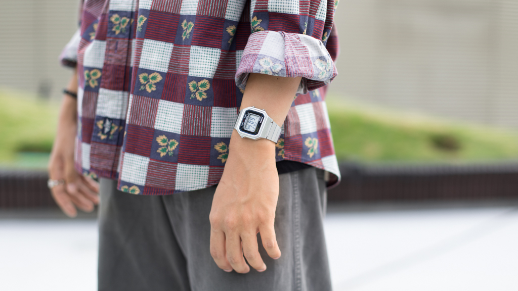 Ian-Lighting_Designer-Pants_Carhartt-Shoes_Converse-Bag_Patch_and_Punnet-Watch_Casio-UNIFORM-27052022-2