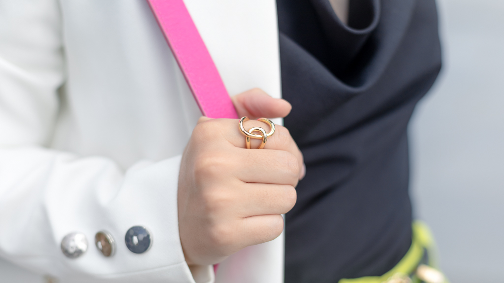 Bruna-Outer_Bianza-Shoes_Luiza_Barcelos-Bag_Schutz-UNIFORM-24062022-3