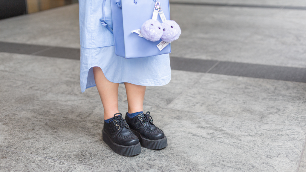 Phoebe-The_Unicorn_Huntress-Top_Twinkly_Love-Skirt_COS-Shoes_Underground-Bag_Sometime_By_Asian_Designers-Charms_PopMart-Earrings_Hug_Material-UNIFORM-18082022-4