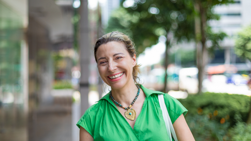 Sam-Top_Benetton-Pants_Bimba_Y_Lola-Bag_Pollini-Shoes_Charles__Keith-UNIFORM-18082022-5