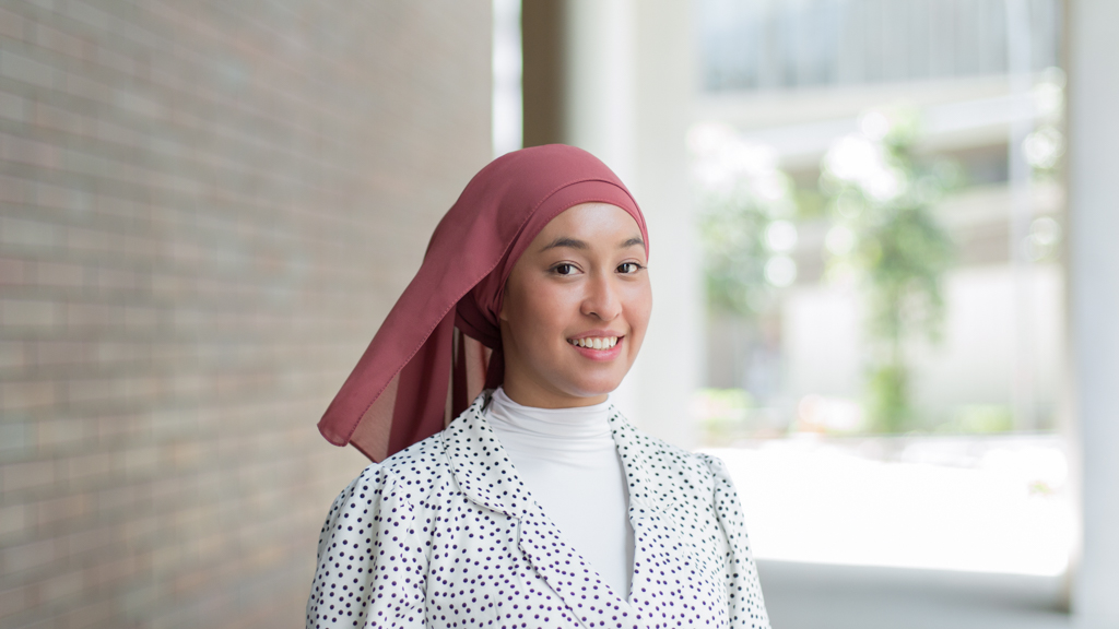 Qashrina-Talent_Acquisition_Manager-Hijab_THESELAMAH_BY_QASGALLERY-Dress_Thebubblygem-Inner_Shirt_Uniqlo-Clutch_YSL_Beaute-Shoes_Ferragamo-UNIFORM-18082022-4