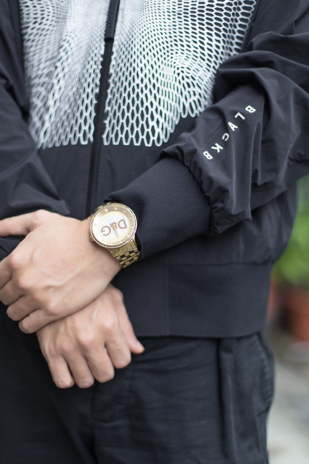 Royce-Bar_Manager-Jacket_Blackb-Pants_Armani-Watch_Dolce__Gabbana-UNIFORM-18082022-3