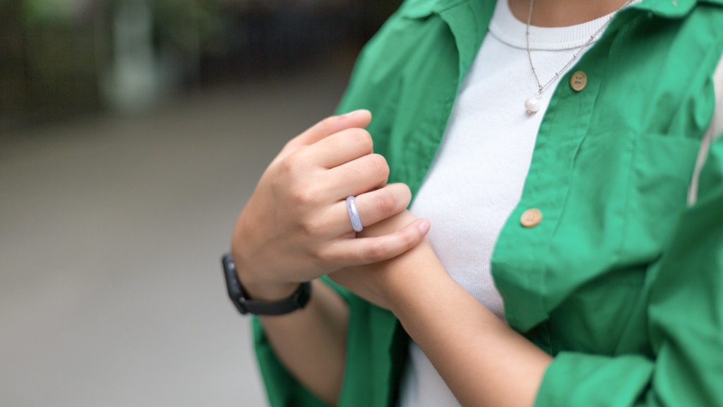 Marian-Advertising-Top_Love_Bonito-Outerwear_Fashmob-Jeans_Mango-Shoes_Vans-Necklace_Lovisa-UNIFORM-14102022-4