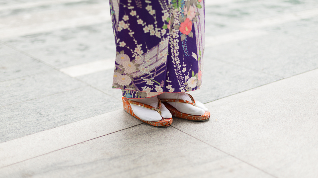 Sayoko-Kimono_Dressing_Teacher-Kimono_Akizakura-UNIFORM-14102022-2