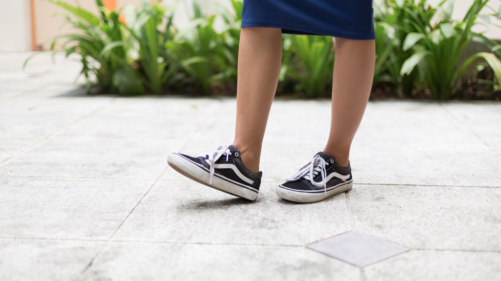 Ida-Operations_Manager-Top_Refash-Skirt_Temt-Shoes_Vans-UNIFORM-14102022-2